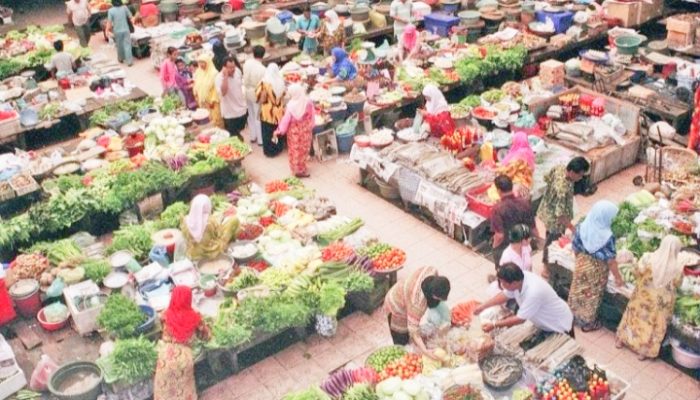 Pemerintah kota Pangkalpinang minta pedagang tidak menimbun demi menjaga harga tetap stabil