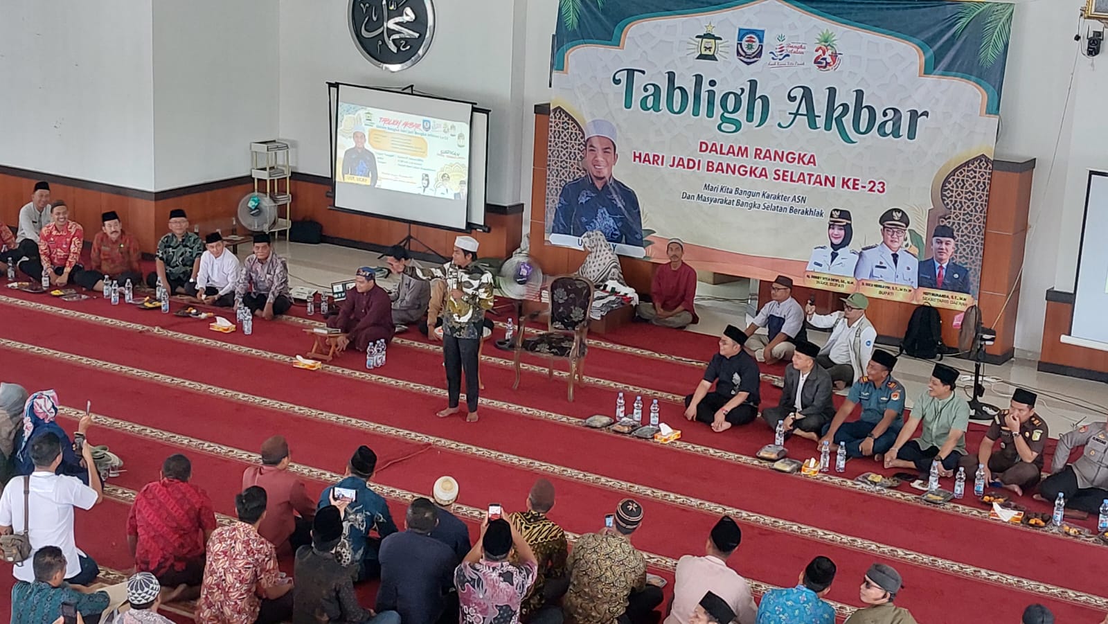 Ceramah Ustadz Ucay Warnai Tabligh Akbar HUT ke-23 Kabupaten Bangka Selatan