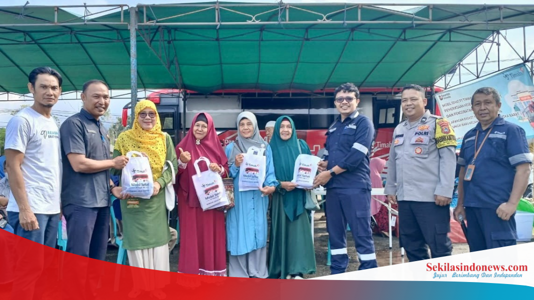 Layanan Berobat Gratis PT Timah di Mentok Diserbu Warga Sejak Pagi