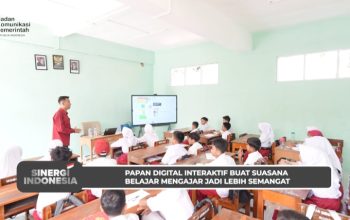 Guru di Bogor Ungkap Manfaat Papan Digital Interaktif: Murid Lebih Semangat dan Tidak Bolos Sekolah