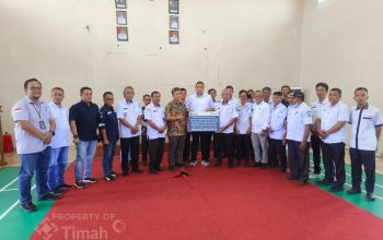 Bersama Kejari, PT Timah Bantu Renovasi Rumah Warga Demi Tekan Kemiskinan