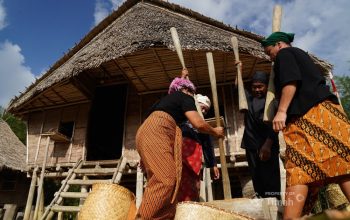 Di Gebong Memarong, PT Timah Membersamai Jejak Adat yang Tak Pernah Padam