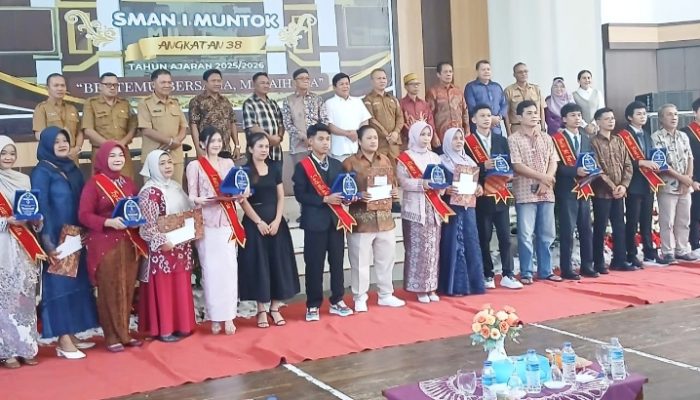 PT TIMAH Dukung Pelepasan Siswa SMAN Mentok
