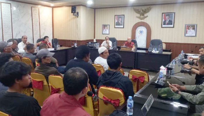DPRD Babel minta aktivitas tambang rakyat tetap aman dan sesuai aturan berlaku.