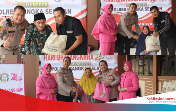 Polres Basel Salurkan 125 Paket Sembako dan Tongkat untuk Lansia di Hari Bhayangkara ke-80