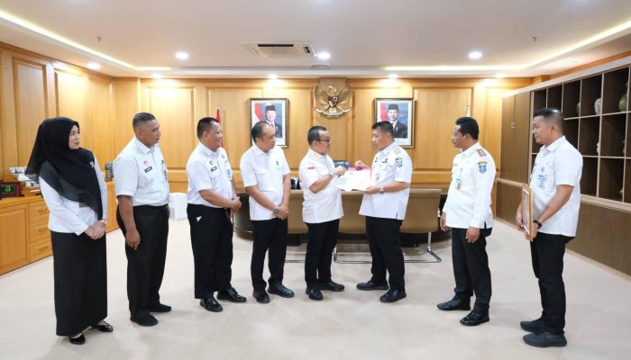 Gubernur Hidayat Arsani Terima Penghargaan Indeks Reformasi Hukum Predikat AA (Istimewa) dari Kementerian Hukum