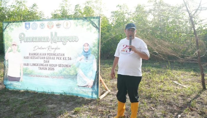 Gubernur ajak masyarakat menjaga lingkungan melalui gotong royong bersama berkelanjutan.
