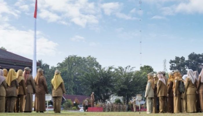 Fery Insani meminta pegawai tetap tenang menyikapi isu yang beredar.
