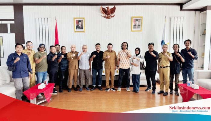 PWI Bangka Selatan dan Bupati Riza Herdavid Sepakat Perkuat Sinergi untuk Kemajuan Daerah