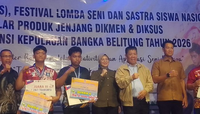 Dessy Apresiasi Kreativitas Siswa pada Penutupan Festival Pendidikan Babel