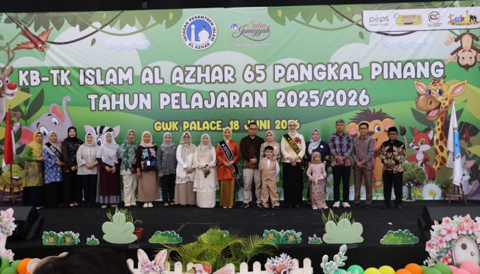 Noni Hidayat Dorong Anak-anak TK/PAUD Islam Al Azhar 65 Pangkalpinang Tumbuh Kreatif dan Percaya Diri