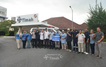 Perkuat Akses Layanan Kesehatan, PT Timah Serahkan Ambulans untuk Warga Temberan