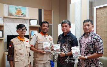 PT Timah Dukung Konservasi Ikan Tempalak Endemik Bangka Lewat Riset dan Penerbitan Buku Biodiversitas