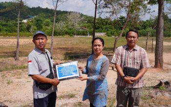 PT Timah Bantu Pembangunan Panggung Literasi SMPN 2 Pangkalan Baru