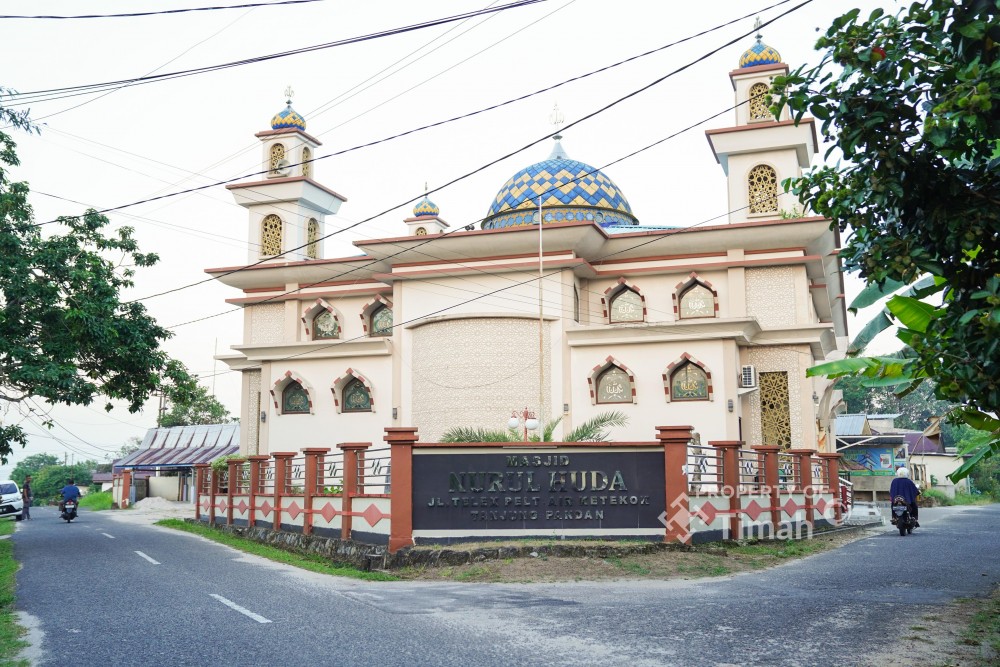 Dari Masjid hingga Fasilitas Sosial, PT Timah Hadirkan Dukungan untuk Kenyamanan dan Kebersamaan Warga