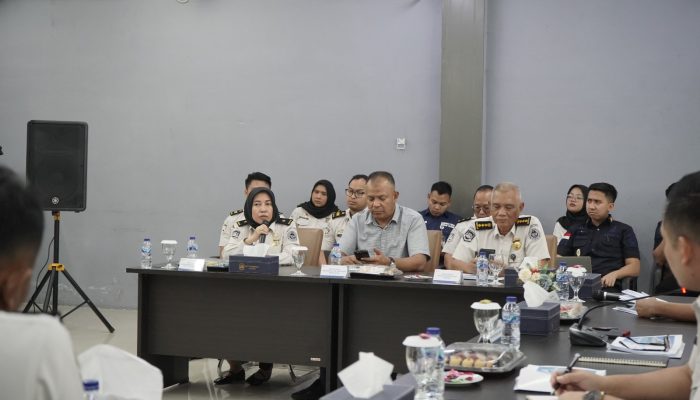 Kakanwil Imigrasi Banten Sidak Imigrasi Cilegon, Barron Ichsan Tekankan Pelayanan Prima dan Integritas Petugas