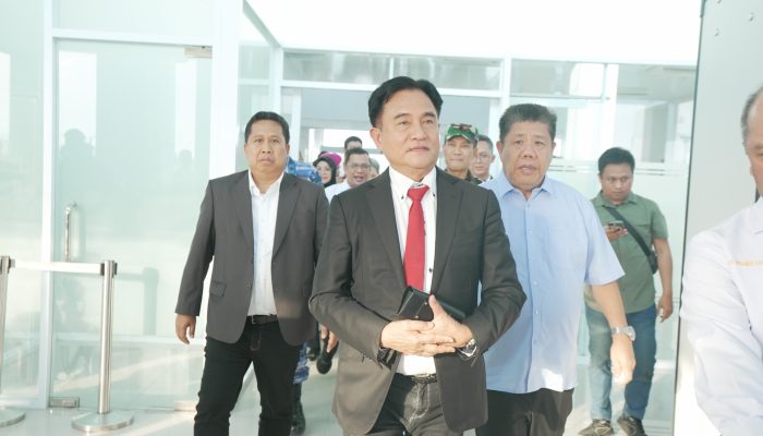 Gubernur Hidayat Arsani Mengantar Kepulangan Menko Yusril Ihza Mahendra yang Mengakhiri Kunjungan Kerja di Babel