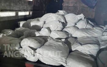 Tim Gabungan Intelijen TNI AL Gagalkan Penyelundupan 6 Ton Pasir Timah Ilegal Asal Bangka di Jakarta
