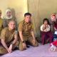 Hadir di Tengah Duka, Wabup Debby Salurkan Bantuan Sembako di Dusun Gusung