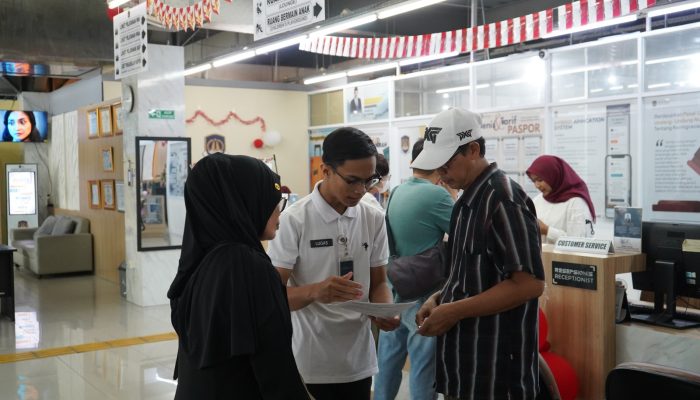 Minggu Ceria di Imigrasi Cilegon : Urus Paspor Dapat Bonus Layanan Kesehatan Gratis