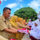 Sambut HUT ke-81 RI, Bakesbangpol Bangka Selatan Bagikan Ribuan Bendera Merah Putih Lewat Sekolah