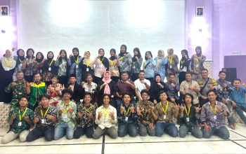 Lepas Mahasiswa KKN UGM di Sumber Jaya Permai, Wabup Debby: Semoga Jadi Pengalaman Berharga