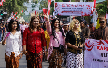 MUI Tegaskan Pria Pakai Baju Wanita Saat Karnaval Agustusan Hukumnya Haram