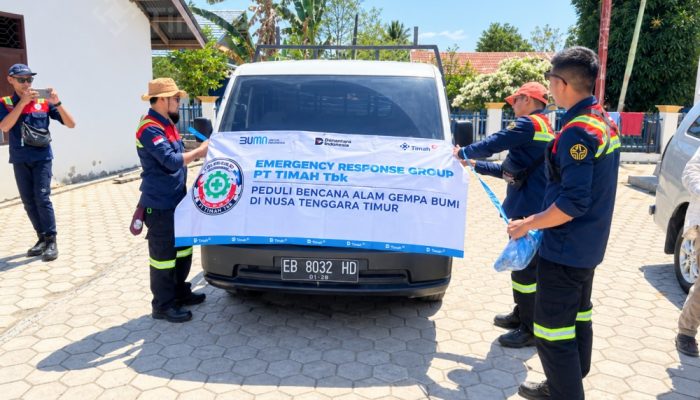 Tim ERG PT Timah Salurkan Sembako dan Tikar untuk Warga Terdampak Bencana Nagekeo