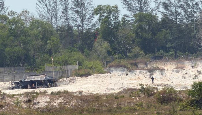 ‎Ancam Objek Vital, At dan Iwan Disebut Koordinir Tambang Ilegal di Dekat Bandara Depati Amir