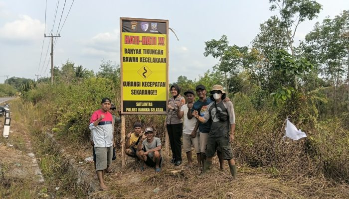 Jalan Jeriji Rawan Kecelakaan, Satlantas Basel Gandeng Pemdes dan Warga Pasang 10 Spanduk Imbauan