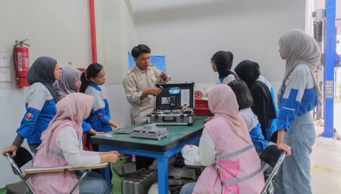 Srikandi PLN Jangkau 1.422 Pelajar, Kenalkan Dunia Energi