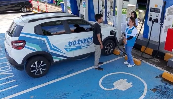 Tak Perlu Berebut! Antrean SPKLU Kini Bisa Dicek dan Dipantau Lewat PLN Mobile