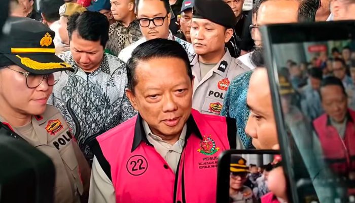 Eks Jampidsus Febrie: Kita Bereskan Semua Perkara Besar, Justru Kita Digergaji