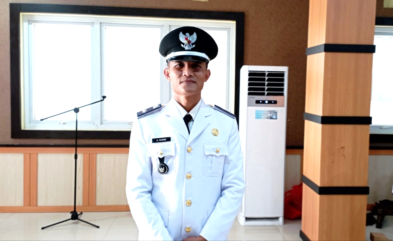 Dari Aktivis hingga Kades, Ahmad Habibi Resmi Pimpin Desa Tiram