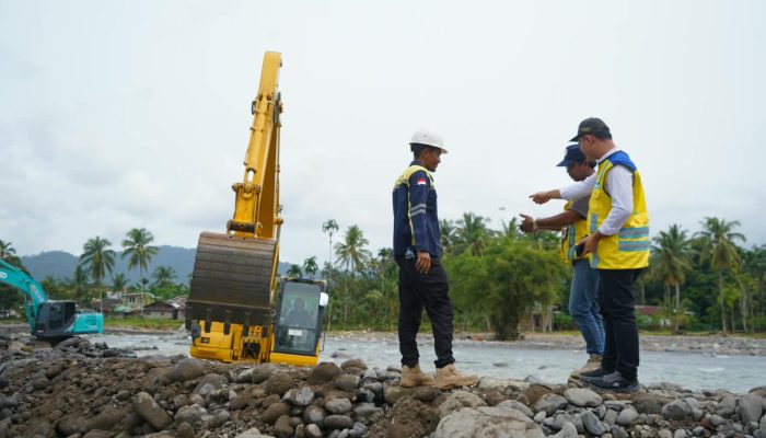 Percepat Penanganan Banjir Padang, Tanggul Darurat Rampung hingga Normalisasi Sungai Dikebut