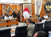 Sederet Inovasi Pemerintah Tangani Karhutla di Tengah Minim Hujan, Mulai dari Pemadaman Surfaktan hingga Operasi Dry Ice