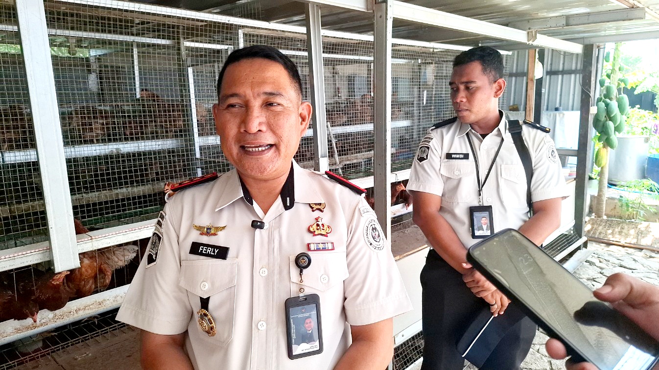 Rutan Kelas IIB Mentok Bekali Warga Binaan Beternak Ayam, Hasilkan 350 Butir Telur per Hari