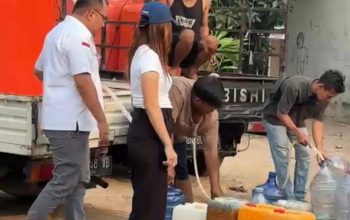 Sudah 28 Hari Berjalan, Aksi Sosial Yovita Suwandi Bantu Warga Penuhi Kebutuhan Air Bersih