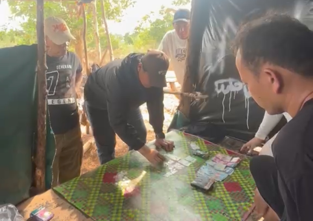 Sempat Kabur 20 Meter, Bule Diringkus Satresnarkoba Polres Basel dengan 45 Paket Sabu