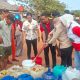 Kemarau Panjang, Pemkab Bangka Selatan Bagikan 13 Ribu Liter Air Bersih